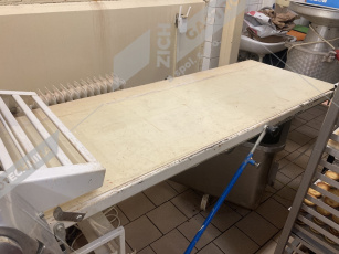 bazar č.1008 - Vyvalovačka těsta RS 400