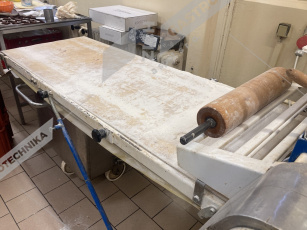 bazar č.1008 - Vyvalovačka těsta RS 400